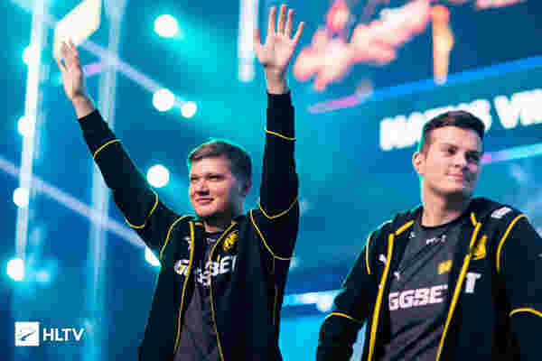 之秀的足球 之秀的足球