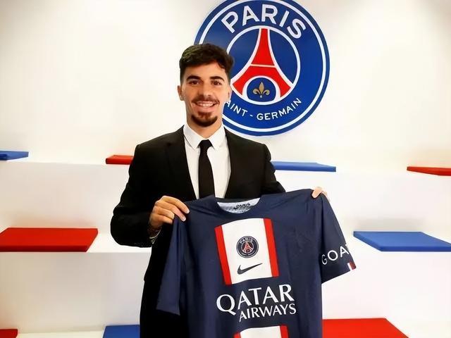 扼杀个人主 扼杀个人主