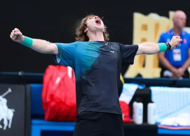 不盲目上抢 不盲目上抢